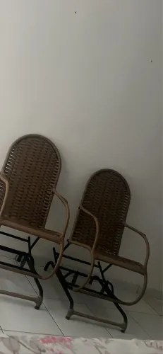 3 cadeira de balanço 220 reais
