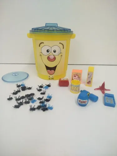 Antigo brinquedo mosca Loka do Gugu 