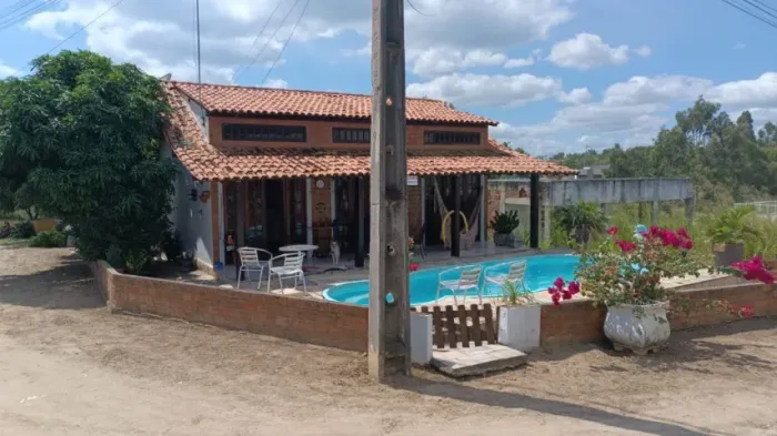 Casa em condomínio Mãe Rainha - Pombos, BR 232