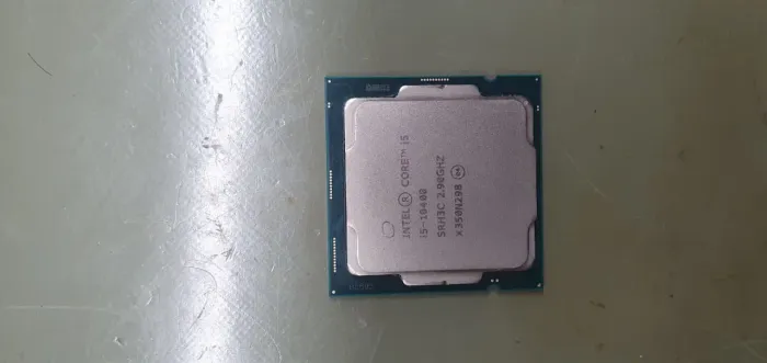 Vendo i5 10400 com vídeo integrado motivo: mudei o kit