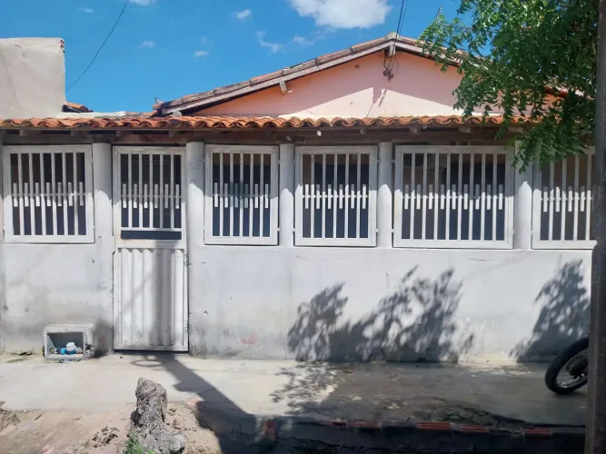 Casa a venda. *