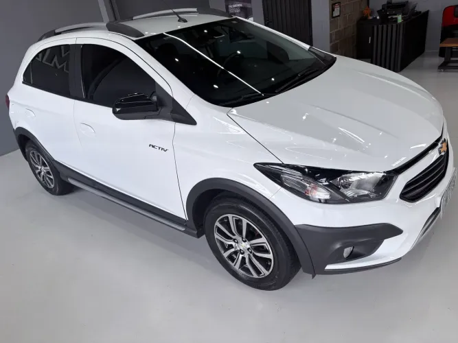 Chevrolet Onix Activ 1.4 8V Flex Aut. 4P 2017