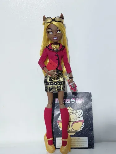 Clawdia Wolf - Monster High