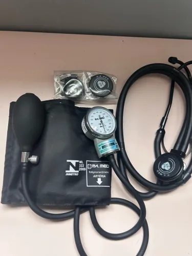 Kit enfermagem/técnico enfermagem PA MED