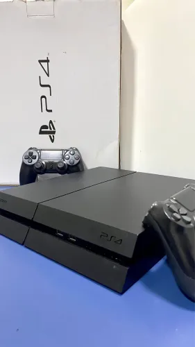 PS4 | 2 Controles | IMPECÁVEL | Caixa original completo