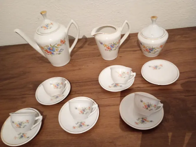 Jogo café porcelana Pozzani 
