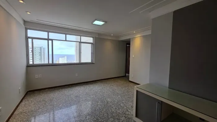 02 quartos + dependência, nascente, Pituba!