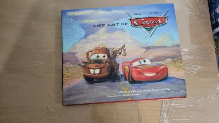 Livro artbook disney The Art of Cars