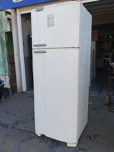 Geladeira Eletrolux