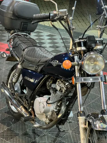 Suzuki Intruder 125 Custom 2010/11 -| Econômica | Isenta de IPVA