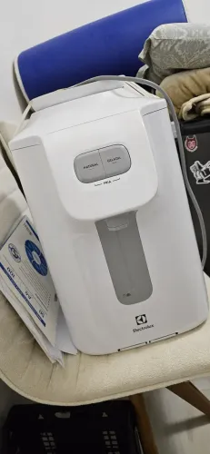 Bebedouro De Mesa Electrolux Compressor Experience Bc01b - Pouco Uso<br>