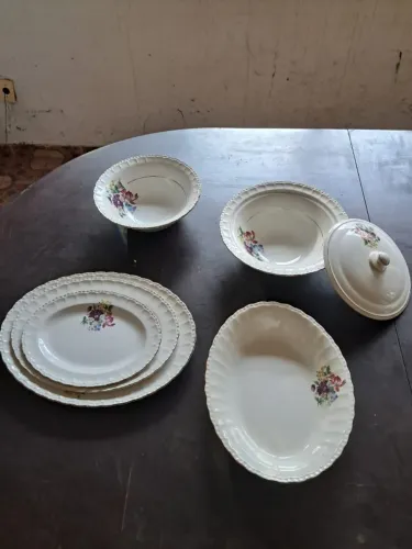 Aparelho de jantar Porto Ferreira clássico dos anos 60