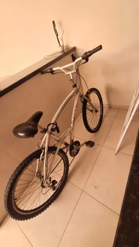 Bicicleta aro 26 Alumínio