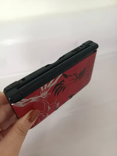 Nintendo 3ds XL pokémon XY Red