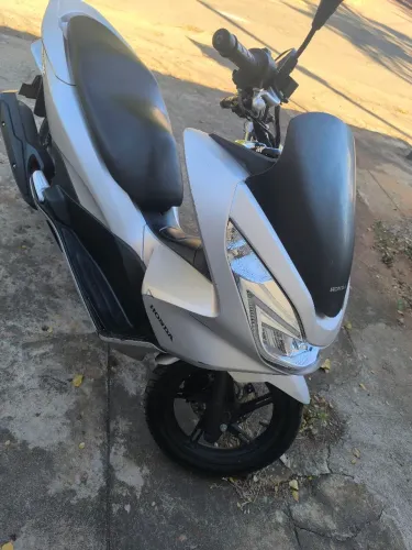 pcx 150 detalhes na pintura *