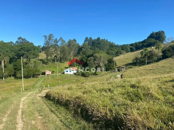Sítio em Fazenda Rio das Garça - Fazenda Rio das Garça - Imaruí/SC