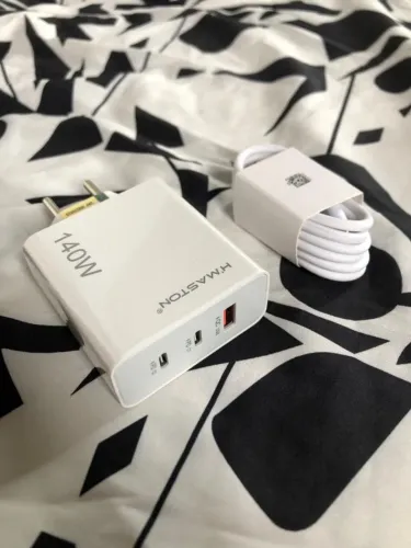 Carregador de notebook 140w Novo
