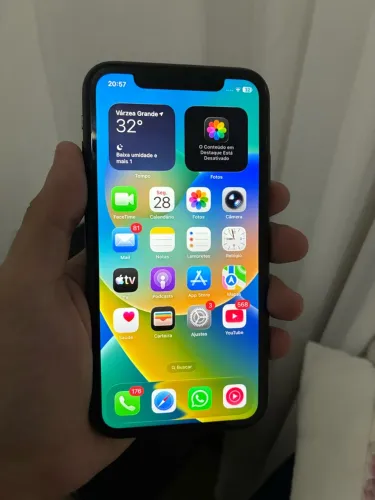 iPhone 11
