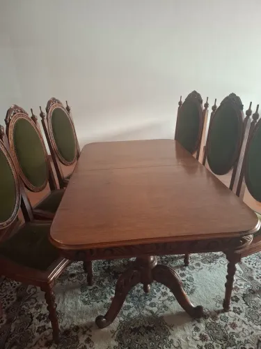 mesa com 6 cadeiras entalhada em cerejeira maciça