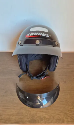Capacete Taurus coquinho 56