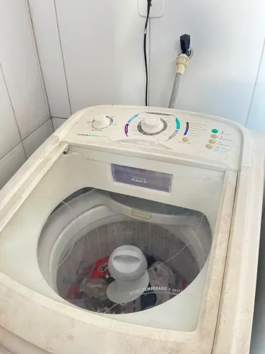 Máquina de Lavar 10kg