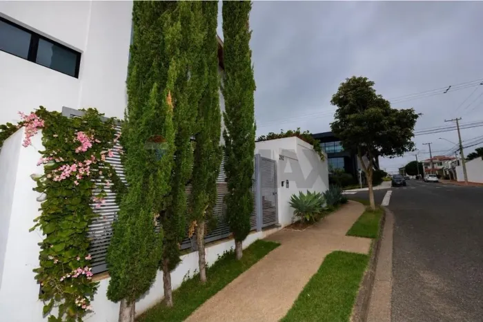 Casa 4 dormitórios, 1 suíte - Terras de São José