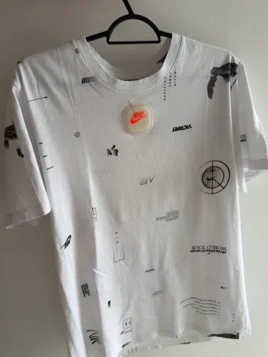 3 Camisetas Estilosas Originais (2 Nike, 1 Adidas)