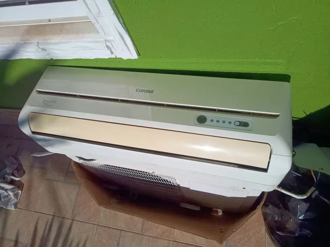 Vendo ar condicionado Consul usado 9000btus