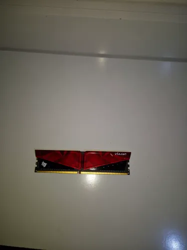 Memória RAM Team Group T-Force Vulcan Pichau 8GB 3600Mhz