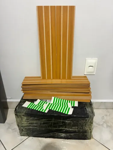 PLACAS AUTOCOLANTES DE MADEIRA