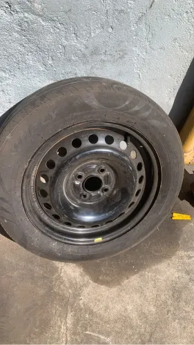 Roda step Toyota Etios e Corolla 4 furos aro 15