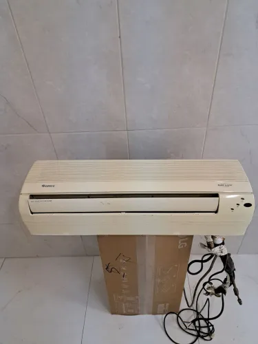 Ar Condicionado split Gree antigo