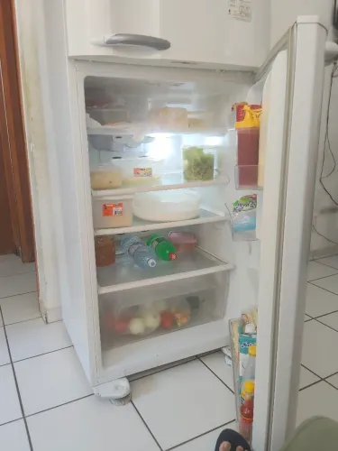 Geladeira Eletrolux DF35 Frost Free