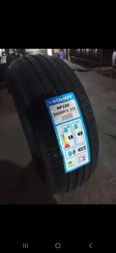 Pneus 205/60/15