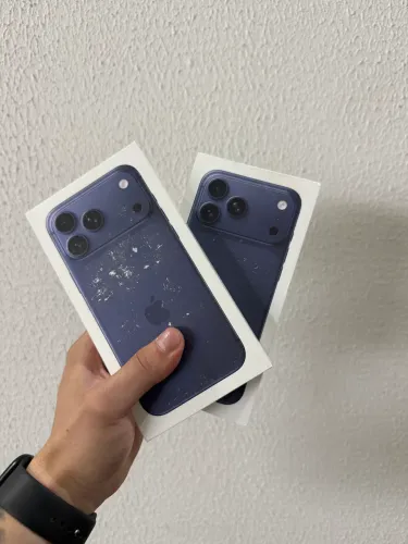 iPhone 17 pro Max - azul