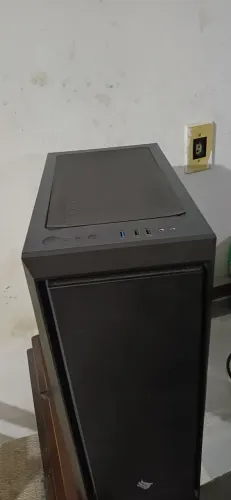 Gabinete Gamer Hayom com Lateral em Vidro Temperado