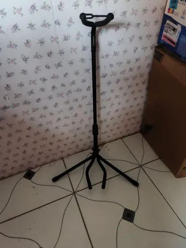 SUPORTE/PEDESTAL DE VIOLÃO