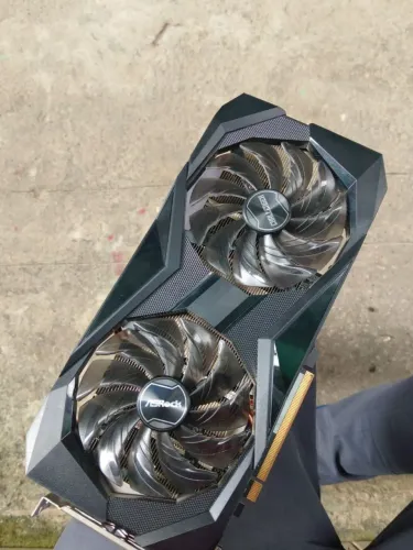 RX 7600 8gb Asrok Challenger