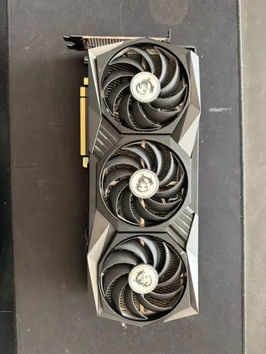 Vendo PLACA DE VÍDEO RTX 3060 12GB, funcionado perfeitamente.