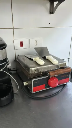 Chapa / Sanduicheira Eletrica