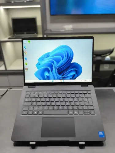 Notebook Dell Pro 14
