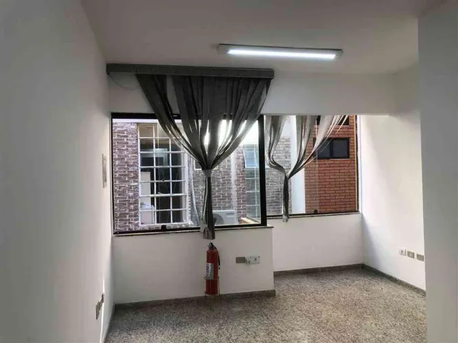 SALA NO CENTRO COMERCIAL ALPHAVILLE!