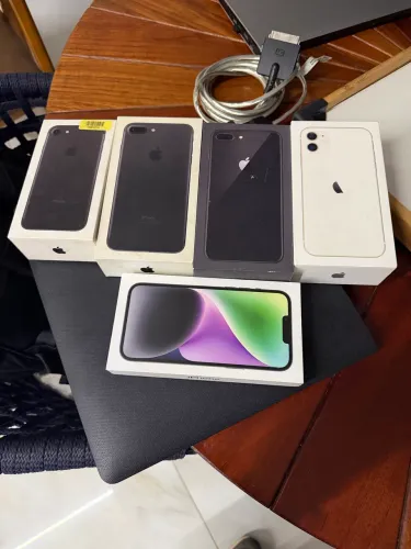 Caixas iPhone