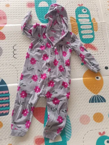 Macacão Carter's 24 meses soft