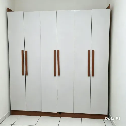 Guarda Roupa 6 portas