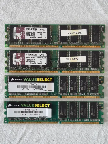 Lote 4 Memórias RAM DDR 400 ? 2x Kingston + 2x Corsair ? 3GB<br>