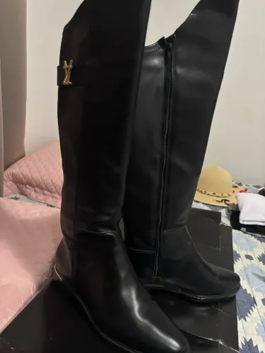 Bota cano longo vizzano