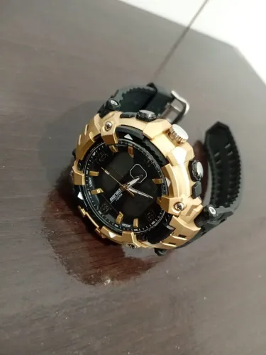 Relógio Mormaii Anadigi Dourado e Preto