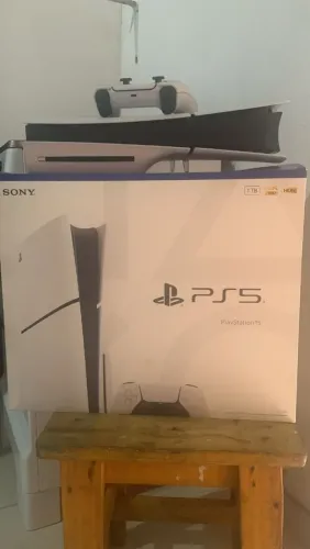 Ps5 4 mês de uso tô querendo vender pq não tô tendo tempo pra jogar