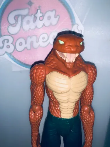 Copperhead da DC Comics, Spin Master. 30cm semi novo